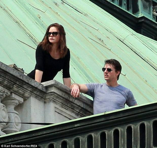 Tom Cruise a Bécsi Állami Operaháznál forgat Tom Cruise a Bécsi Állami Operaháznál forgat