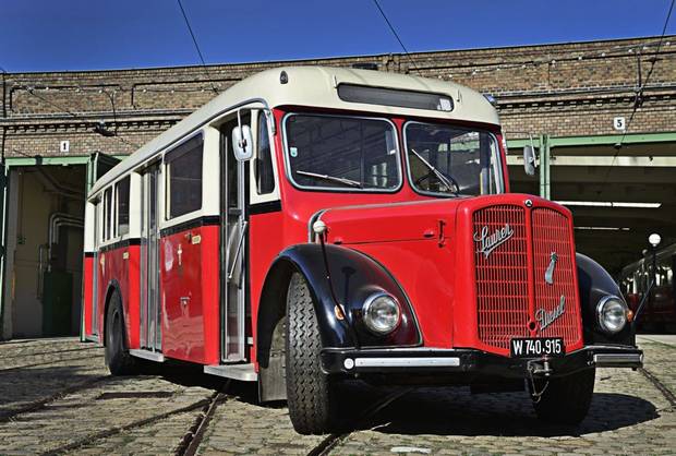 Remiz, Oldtimer busz Remiz, Oldtimer busz