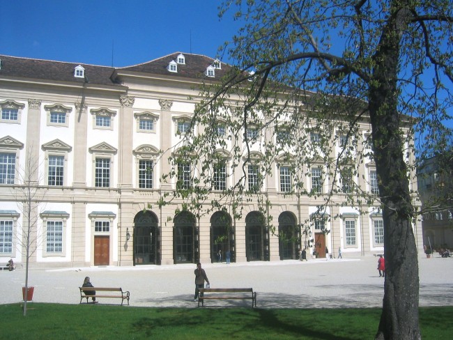 Bezár a Liechtenstein Múzeum