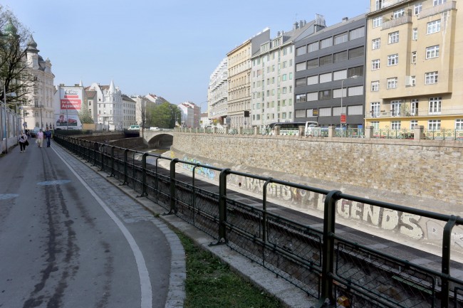 Kizöldül a bécsi metró