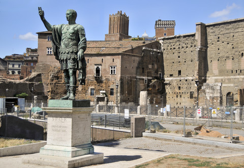 Augustust ünnepli Róma