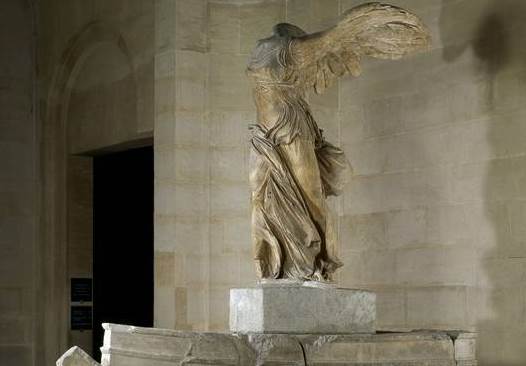 Újra látható a Szamothrakéi Niké a Louvre-ban