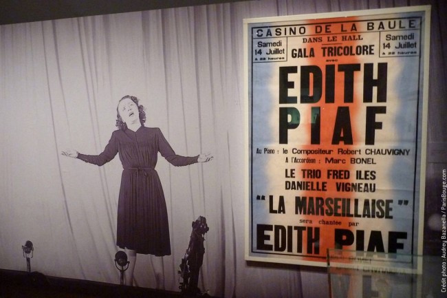 Kiállítás nyílt Edith Piaf 100. születésnapjára