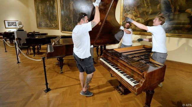 Bécsben látható Liszt Ferenc utolsó zongorája