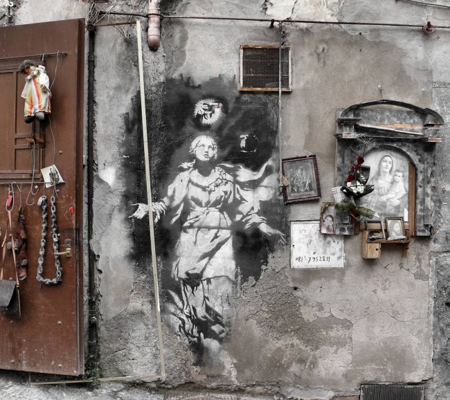 Védik Nápoly leghíresebb graffitijét
