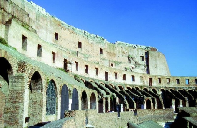 Látogatható lesz a római Colosseum arénája