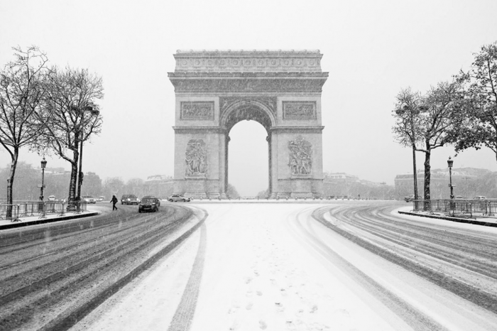 Párizs téli mesevilággá változott