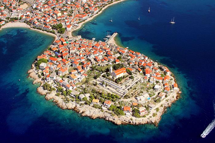Függőhíddal és vízalatti üvegalagúttal bővül a horvát tengerpart
