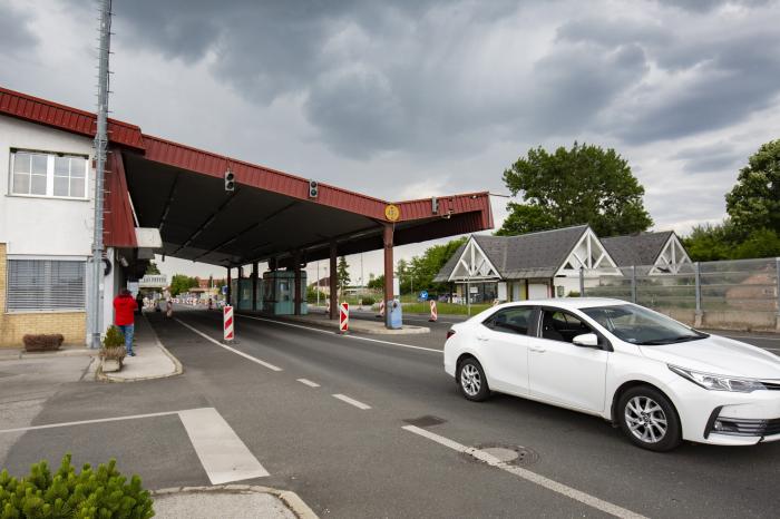 Korlátozások nélkül átjárható már a magyar és szlovén határ