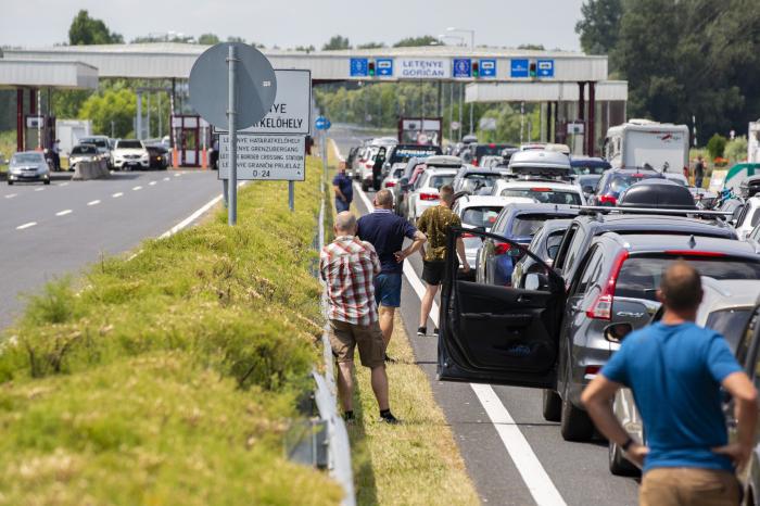 Friss információk 2025: utazási, közlekedési hírek, benzinárak és rendkívüli időjárás