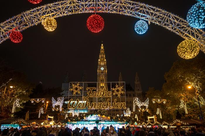 Megvan mikor nyit a bécsi Christkindlmarkt - idén kisebb, de zöldebb lesz