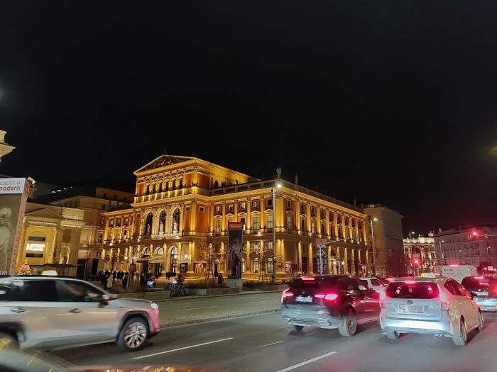 Újévi koncert Bécsből: Bruckner jubileum és Strauss minden mennyiségben